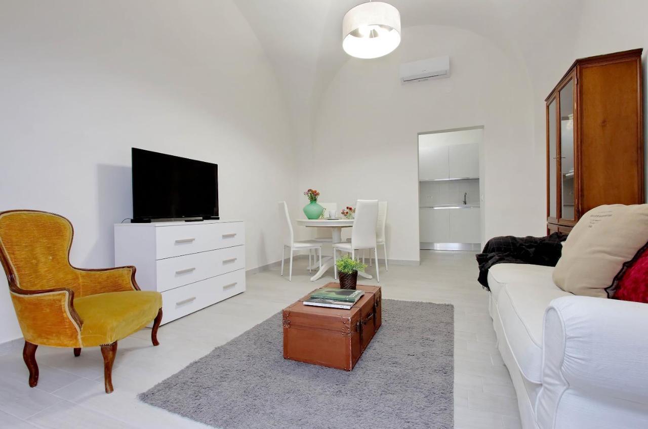 Ponte Cavour Apartment Рим Екстериор снимка
